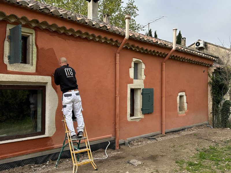 Ravalement de façades à Saint-Rémy-de-Provence